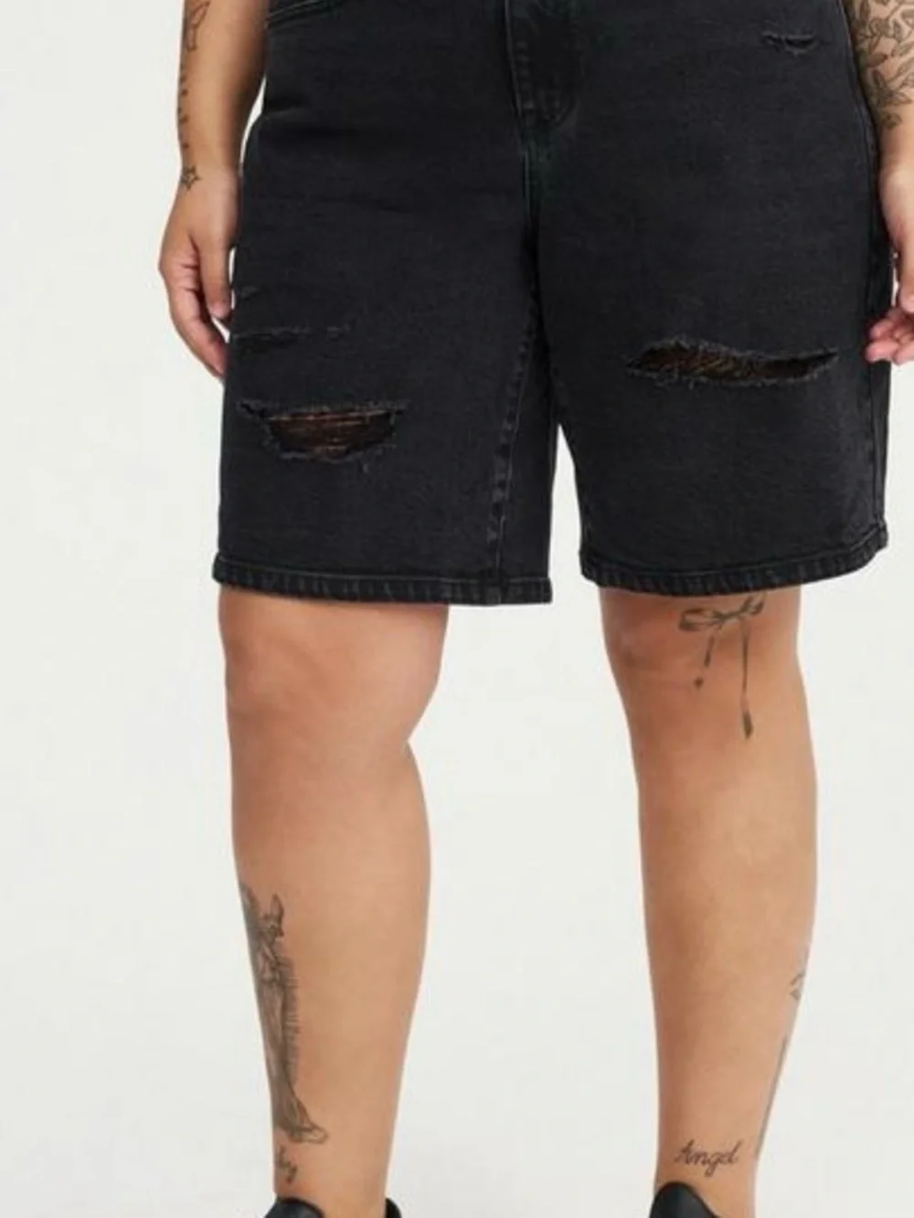 Torrid Baggy Binded Waist Classic Denim Jort NWT